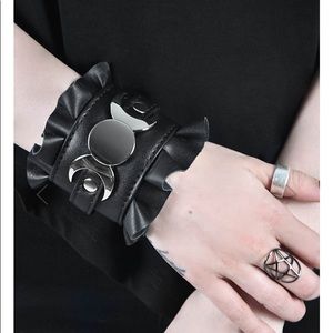 ISO MOON KILLSTAR PIECES